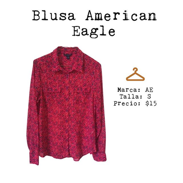 Blusa de botones American Eagle talla small con tela que se transparenta. Estampado tiene colores fucsia, morado, azul y verde (colores se miran mejor en foto n.4)

#prelovedamericaneagle #prelovedclothes #batista